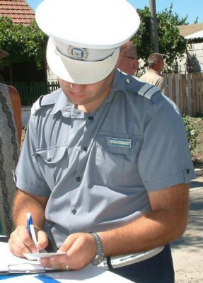 Comerţul ilicit, stârpit la Constanţa de poliţişti şi jandarmi